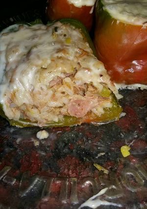 Una foto de Morrones rellenos (a mi manera)