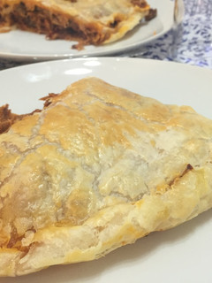 Una foto de Empanada con sobras de cocido
