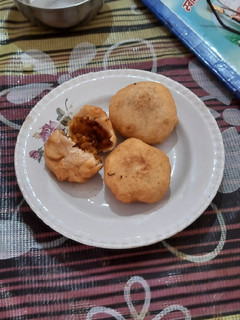 મગ ની દાળ ની કચોરી (Moong Dal Kachori Recipe In Gujarati) રેસીપી મુખ્ય ફોટો