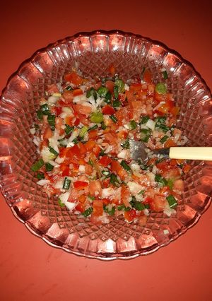 Una foto de Salsa criolla 🥣