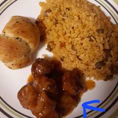Una foto de Albóndigas con piña y bbq