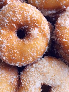 صورة لوصفة دونات بعجينة العشر دقائق