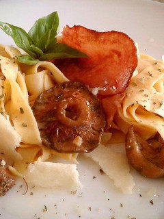 Una foto de Fettuccine con rovellons