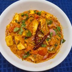 A picture of Paneer Capsicum Malai.