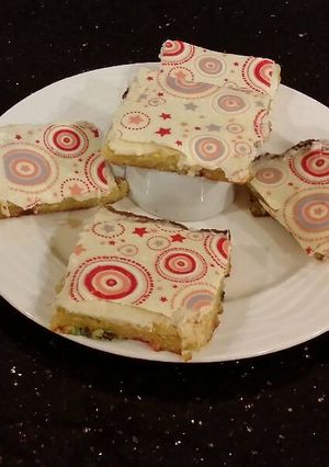 A picture of White Chocolate Chip Brownies.