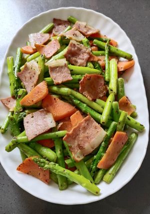 A picture of Baked Asparagus Mix.