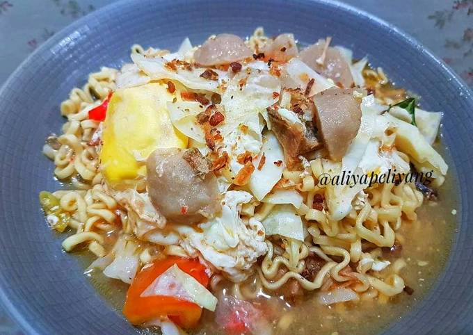 Resep Mie kuah super pedas oleh Aliya - Cookpad