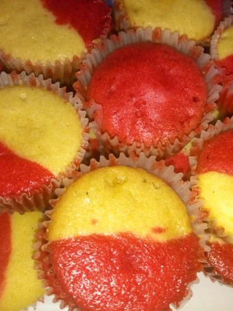 Easy Steps to Prepare Recipe Red velvet and yellow cup cake that is Can Pamper Your Tongue, Addictive}