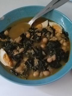 Una foto de Garbanzos con Espinacas