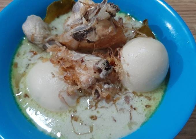 Opor ayam telur sederhana