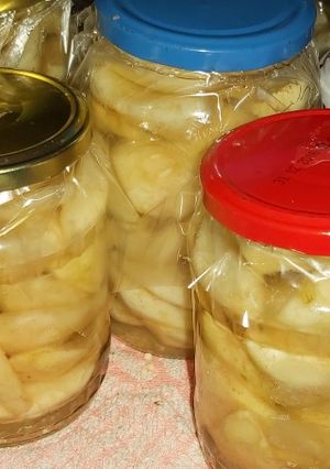 Körte kompót télire recept fotója