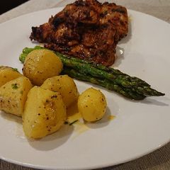 Asparagus in Butter Sauce A picture of Asparagus in Butter Sauce.