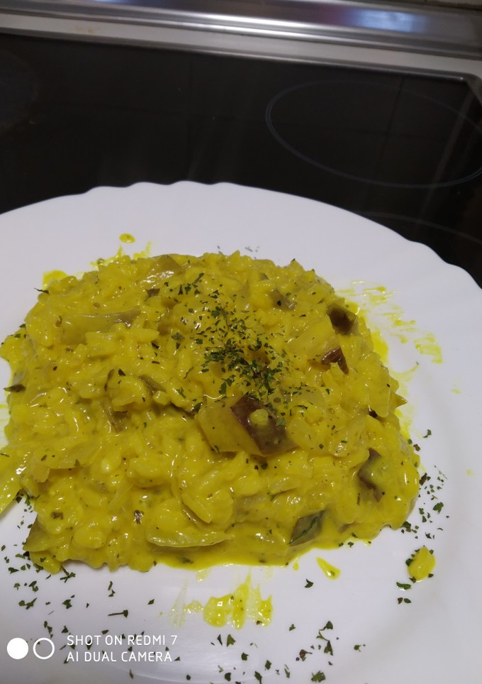 Una foto de Risotto de berenjena con mozzarella