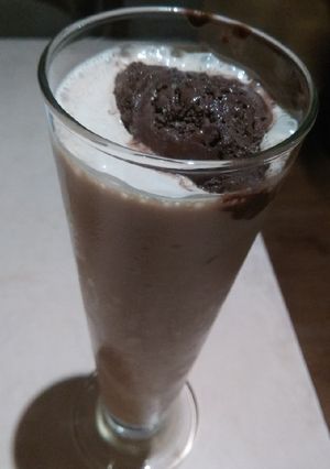 A picture of Oreo shake.