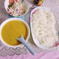 A picture of Dal chawal.