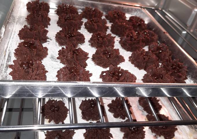 Resep Semprit chocolate yang Enak