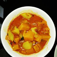 A picture of Pumpkins Curry with Raisins.