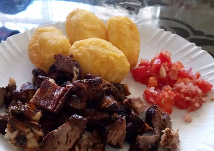 Choma with roasts