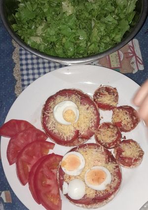 Una foto de Pizza con galletas de arroz