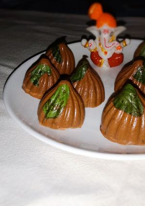 A picture of Panchamrut chocolate modak.
