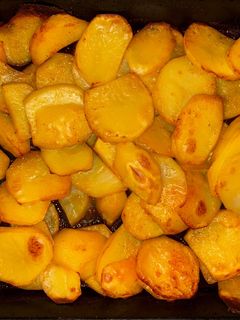 Tepsis burgonya🥔 recept fotója