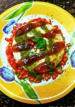 A picture of Dahi vada kulfi.