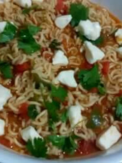 صورة لوصفة أندومي بالخضار