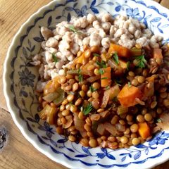 A picture of Vegetarian Lentil Stew.