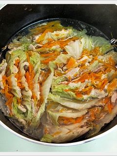 酒煮千層白菜肉 的食譜成品照片