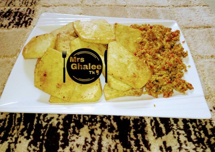 Steps to Make Favorite Fried yam with egg sauce | Satisfyingrecipe.web.app