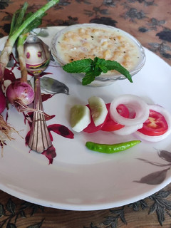 चटपटा पुदीना बूंदी रायता (chatpata pudina boondi raita recipe in Hindi) रेसिपी मुख्य फोटो