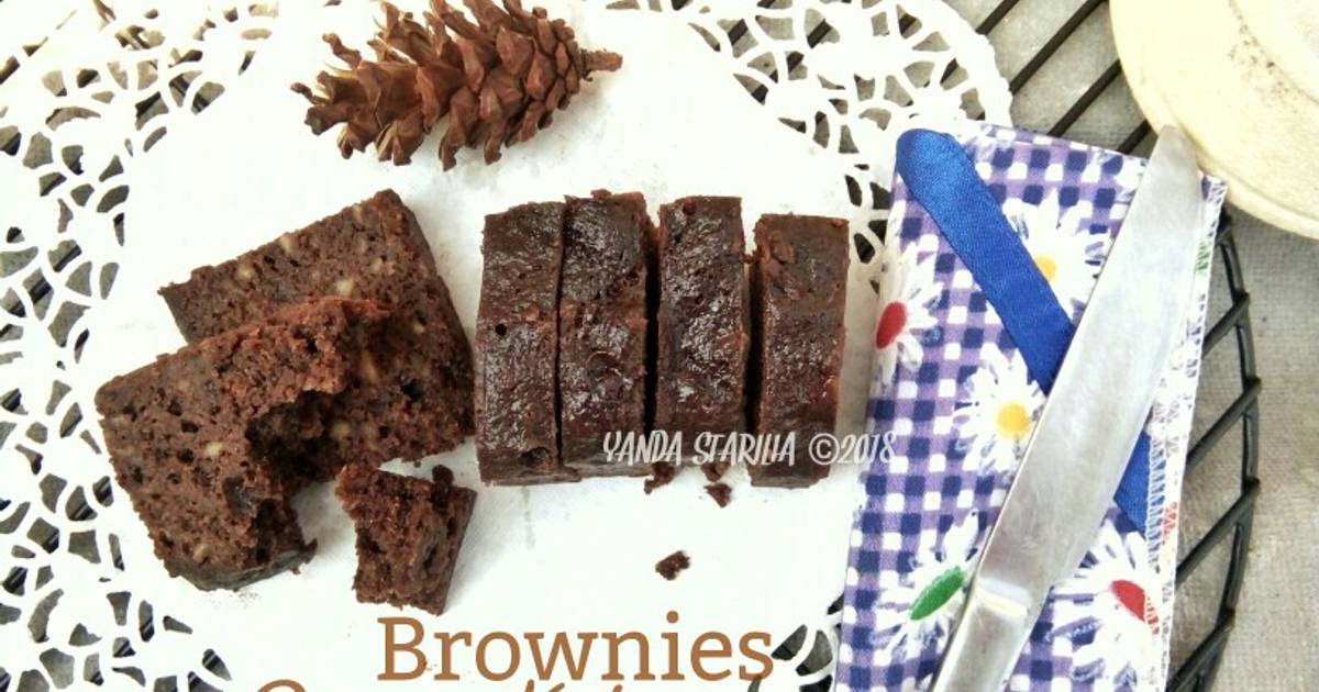 Resep Brownies Pisang Kukus ala JTT Super Moist (No Mixer) oleh Yanda Starilia Cookpad