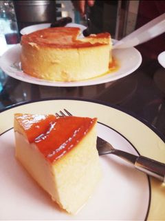 ক্যারামেল পুডিং (caramel pudding recipe in Bengali) রেসিপির প্রধান ছবি