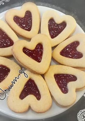 A picture of 💗Linzer Cookies💗.
