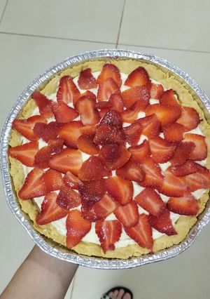Una foto de Masa de tarta fácil con frutillas