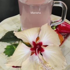 A picture of Hibiscus Lemon Tea.