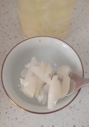 عکسی از دستور ترشی سیر کوهی