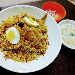 A picture of Chicken Biryani (Kolkata style).