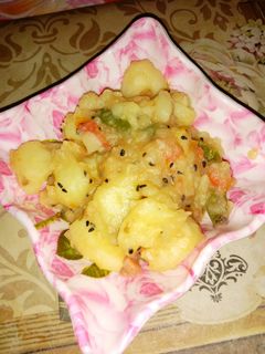 সাদা আলুর তরকারি (Sada aloor torkari recipe in bengali) রেসিপির প্রধান ছবি