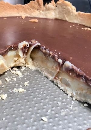 Una foto de Tarta de manjar con ganache de chocolate