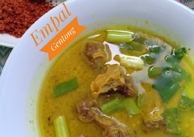 Bagaimana Menyiapkan Empal Gentong, Menggugah Selera