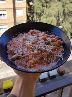Una foto de Pasta con tomate y nata