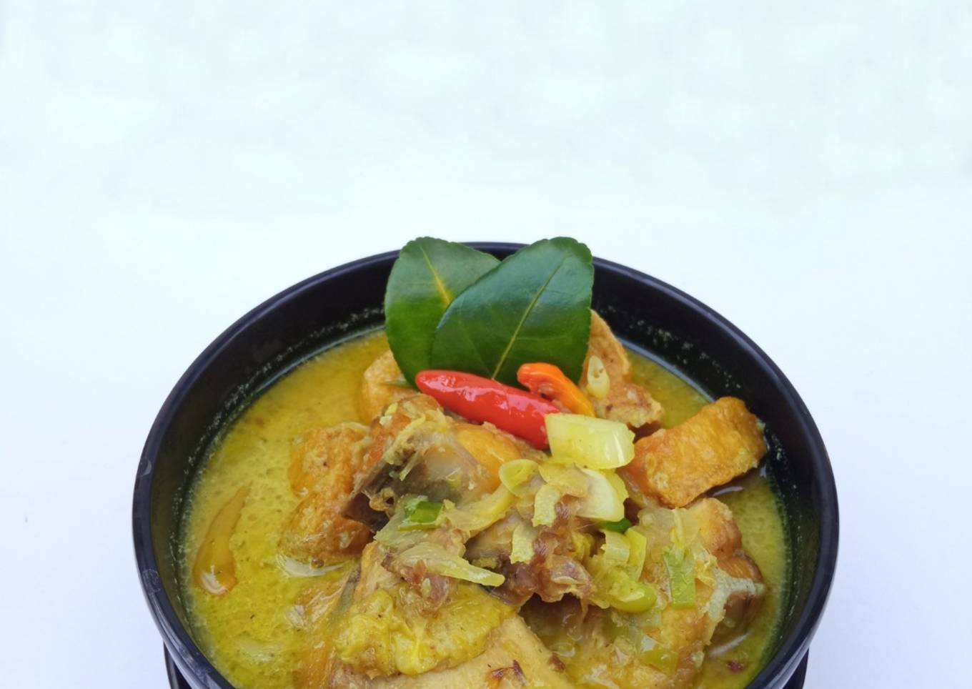 Opor Ayam Tahu