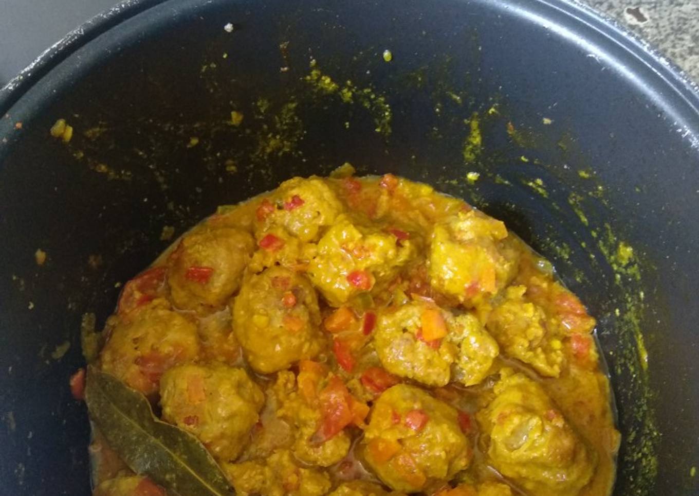 Albóndigas en salsa