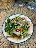 Tumis Kangkung Taugeh Ikan Masin