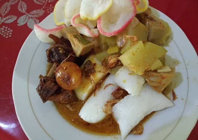 Lontong sayur Lebaran