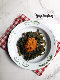Foto resep Urap kangkung (kelapa versi tumis)