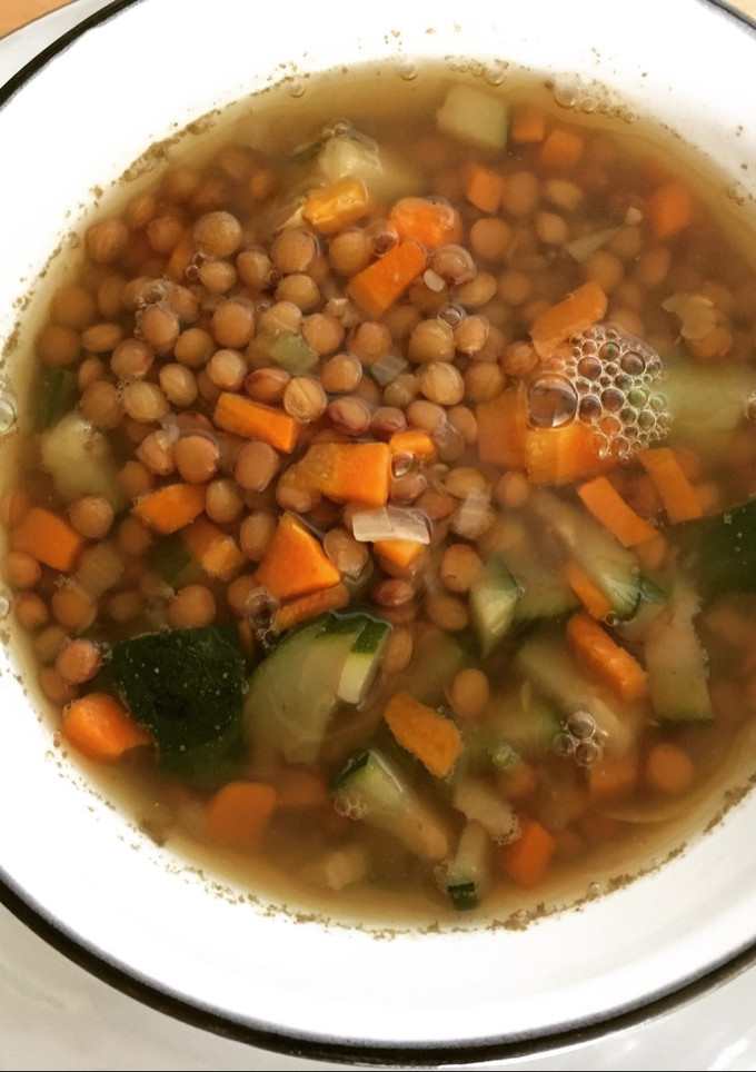 Una foto de Lentejas con verduras