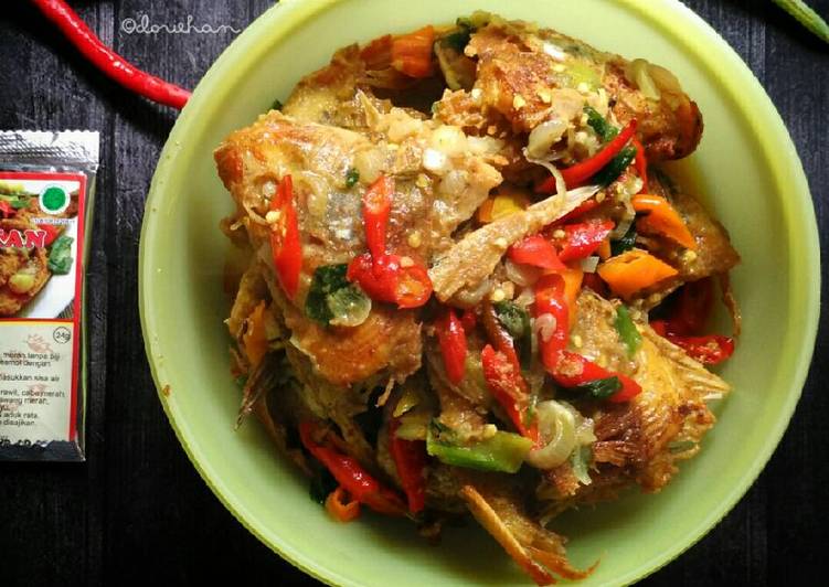 gambar ikan mas merah Resep Pesmol Ikan Bumbu Nafisa oleh Doriehan Cookpad