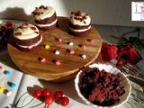 મીની રેડ વેલ્વેટ ક્રીમ ચીઝ કેક બાઇટ્સ (Mini Red Velvet Cream Cheese Cake Bites Recipe In Gujarati)